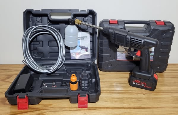 PISTOLA DE HIDROLAVADO INALÁMBRICA